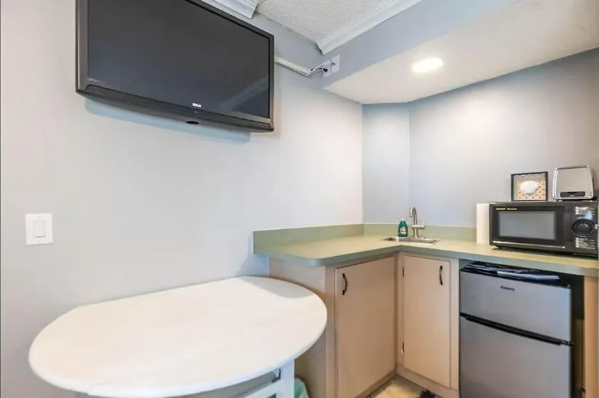 Ocean View Condo - Steps To Beach - Ace Location Clearwater Beach United States