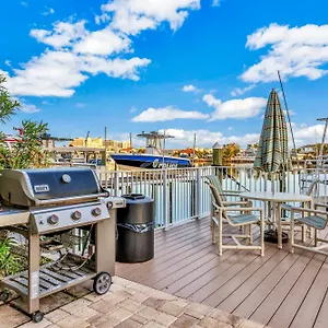 Dolphin's Cove - Clearwater Beach, Fl Apartment