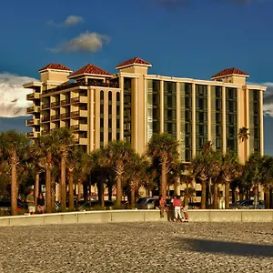 Pier House 60 Clearwater Marina Hotel